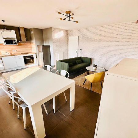 Btobed - Location Professionnelle - Appartement 4 Personnes Parking Gratuit - Proche Parc Des Expositions Et Aeroport Cdg ヴィルパント エクステリア 写真